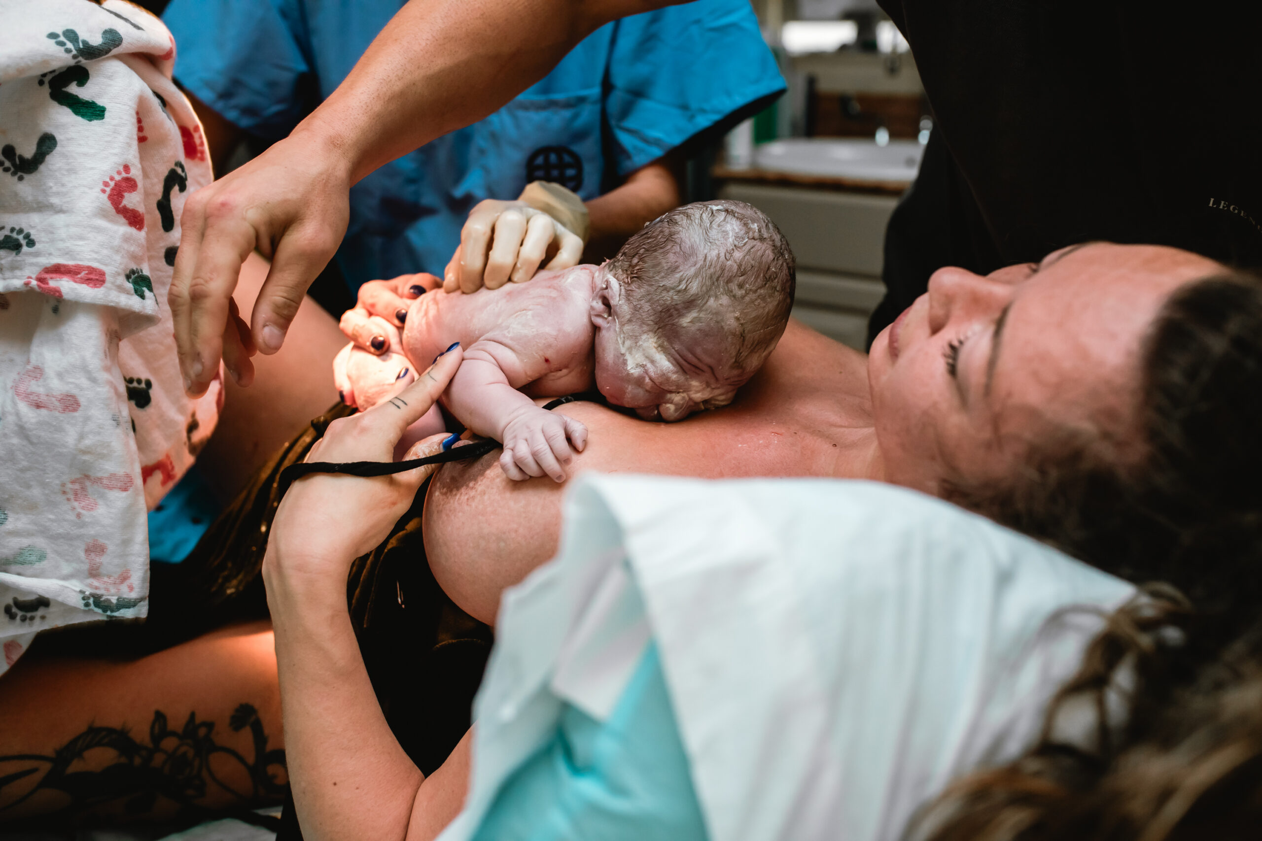 Parents meeting their newborn for the first time after birth in a Fort Worth hospital.